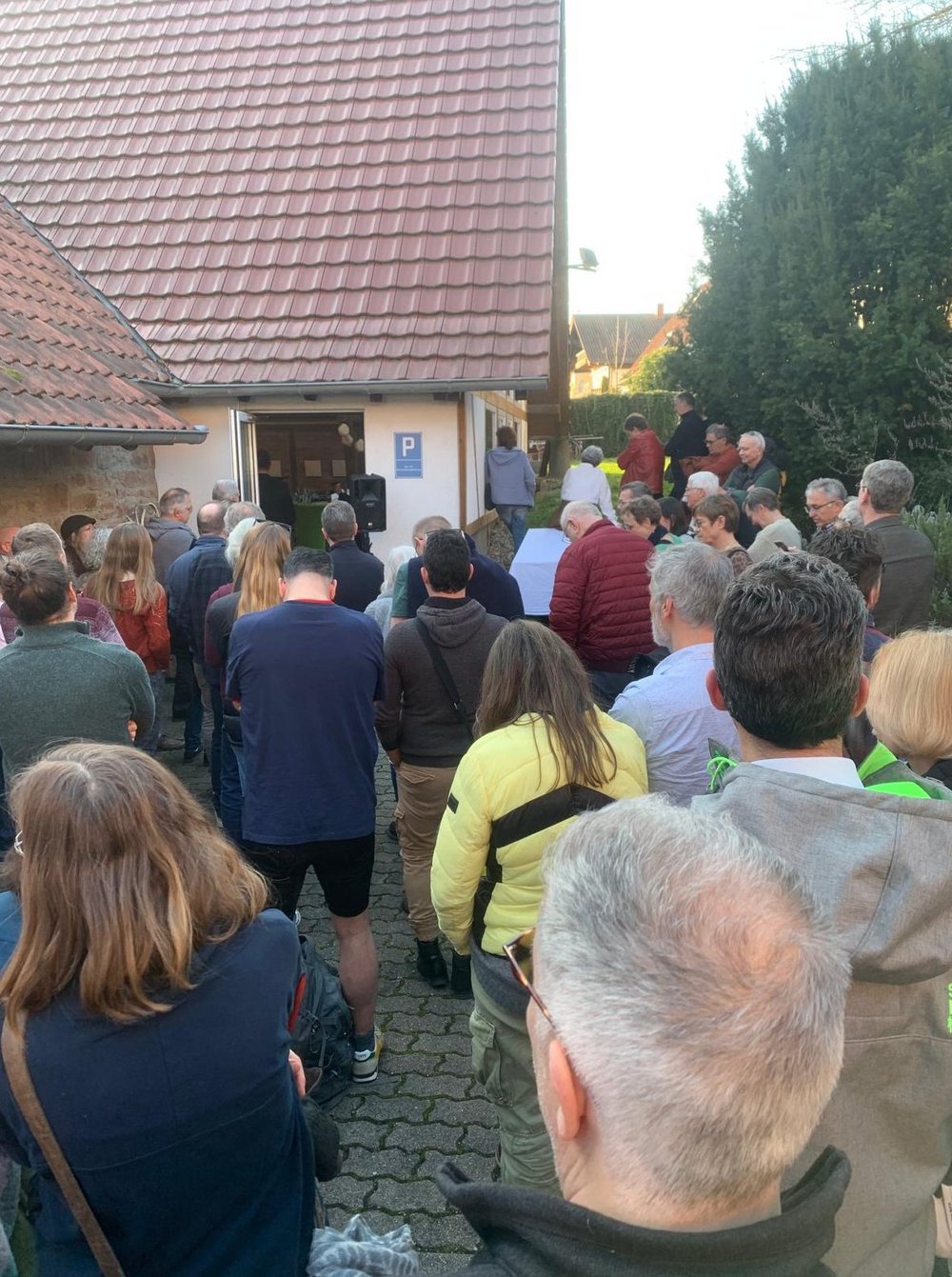 Gedränge bei Cem on Tour